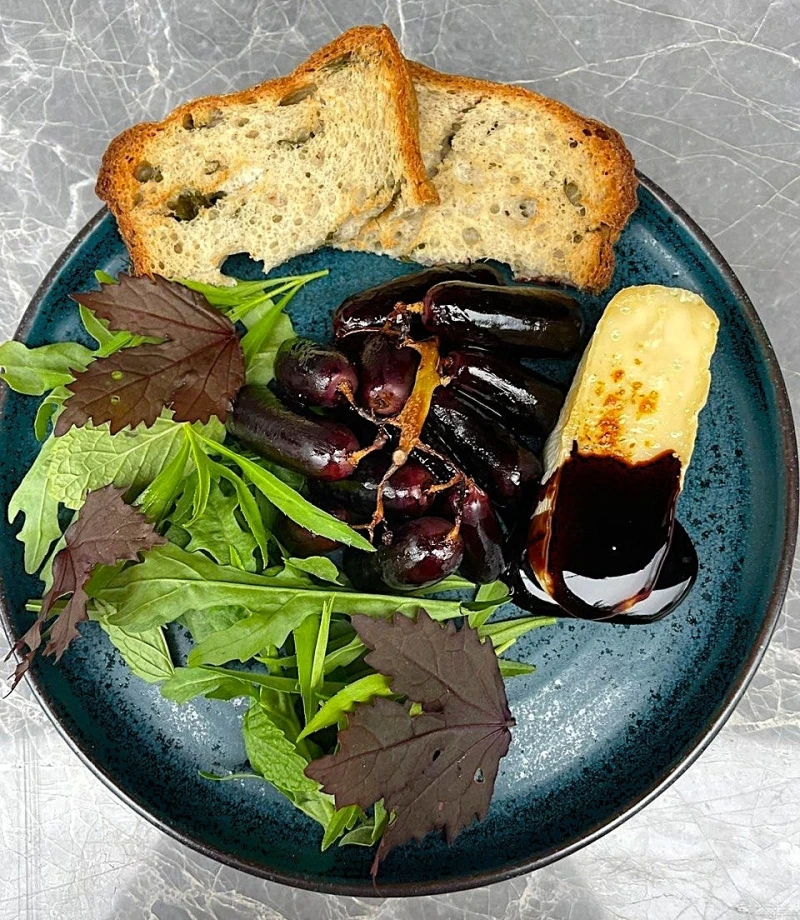 Baked Camembert